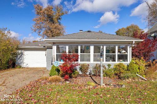 470 Little Ave, Cottrellville, MI, 48039-2812 | Card Image