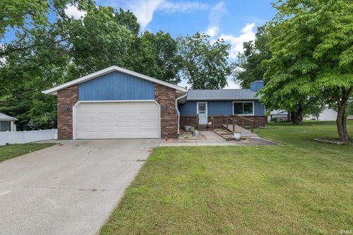 606 Claudia Ln, Middlebury, IN, 46540-9142 | Card Image