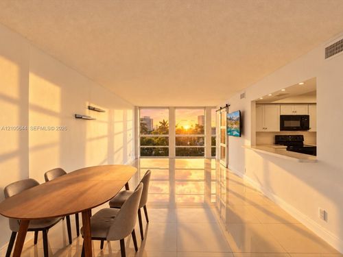 502-2101 Atlantic Shores Blvd, Hallandale Beach, FL, 33009-2720 | Card Image