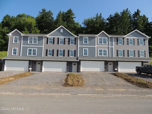 88 Limerick Ln, Selinsgrove, PA, 17870-7668 | Card Image