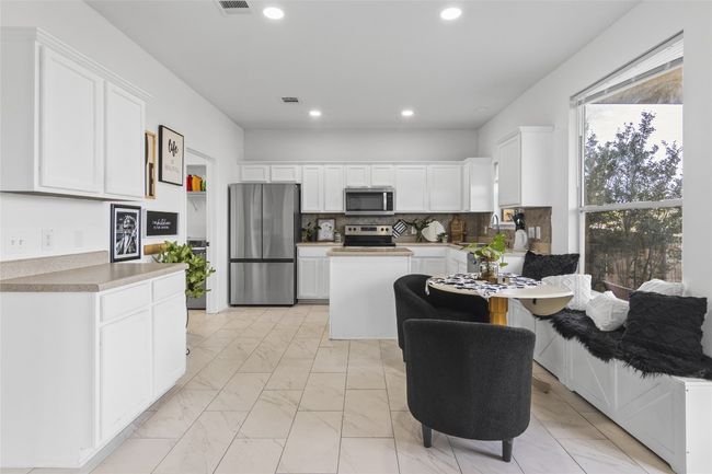 13524 Lyndon B Johnson St, House other with 3 bedrooms, 3 bathrooms and 2 parking in Manor TX | Image 12