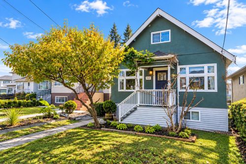 7620 14th Ave, Burnaby, BC, V3N2A5 | Card Image