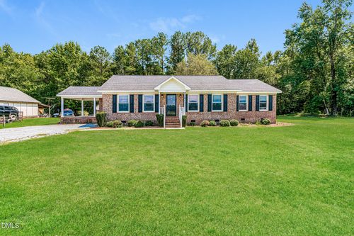 6466 Minnie Hall Rd, Roseboro, NC, 28382-7038 | Card Image