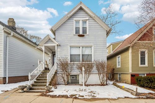 2557 N Gordon Place, MILWAUKEE, WI, 53212 | Card Image