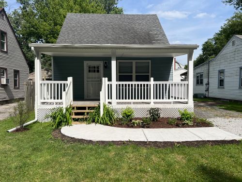 3851 Maple St, Hobart, IN, 46342-5640 | Card Image