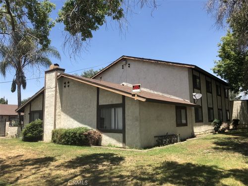 1097 Richland St, Upland, CA, 91786-6861 | Card Image