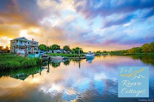 28 Whites Ln, Aquebogue, NY, 11931-2169 | Card Image