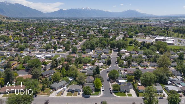View of property location with a mountainous background and nearby suburban area | Image 23