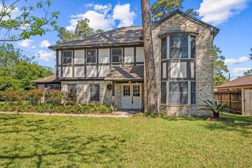 301 Hill Brook Ln, Conroe, TX, 77385-7722 | Card Image