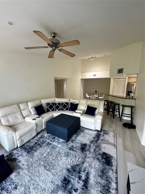 apt-1120-2131 Se 10th Ave, Fort Lauderdale, FL, 33316-4534 | Card Image