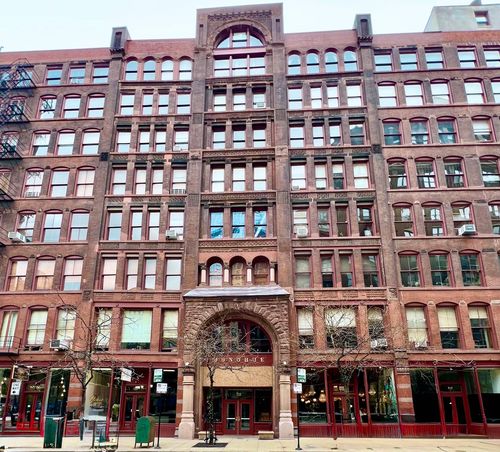 608-711 S Dearborn St, Chicago, IL, 60605-1827 | Card Image