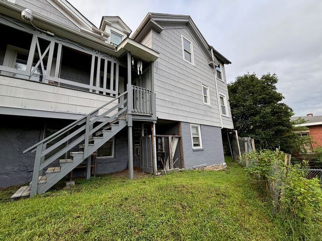 151 Union St, Home with 8 bedrooms, 3 bathrooms and 3 parking in Willimantic CT | Image 10