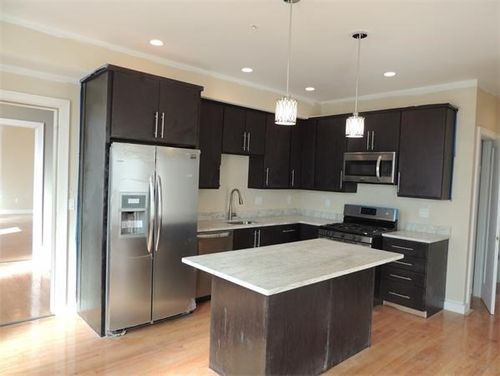 3-65 Willow Ct, Boston, MA, 02125-1639 | Card Image