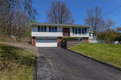 125 Bradley Ct, Horseheads, NY, 14845-1862 | Card Image