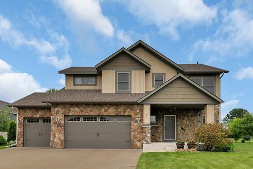 1504 20th Ave S, Sartell, MN, 56377-2587 | Card Image
