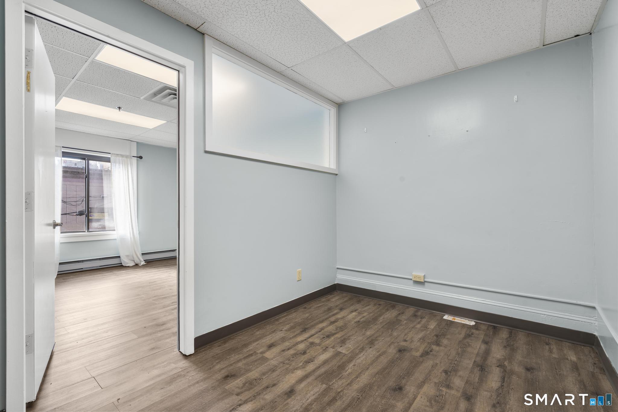 Commercial Lease in Middletown 3
