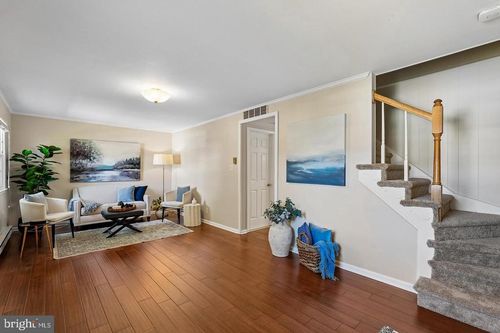 204 Shenandoah St Se, LEESBURG, VA, 20175-4013 | Card Image