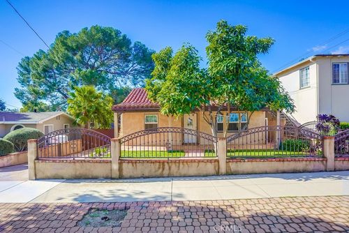2504 Piedmont Ave, Montrose, CA, 91020-1810 | Card Image