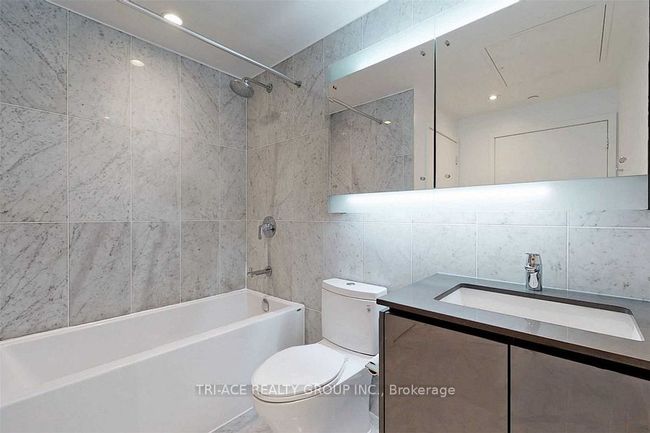 705 - 117 Mcmahon Dr, Condo with 1 bedrooms, 1 bathrooms and 1 parking in North York ON | Image 22