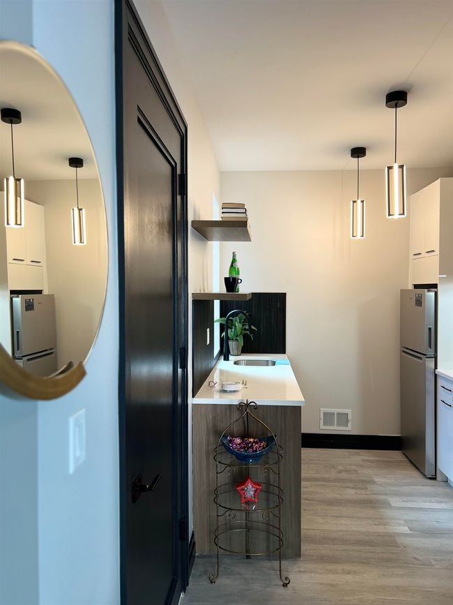 APT-2R - 55 Logan Ave, Condo with 2 bedrooms, 1 bathrooms and null parking in Jersey City NJ | Image 10