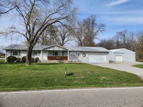 15766 E Tilton Rd, Ina, IL, 62846-2113 | Card Image
