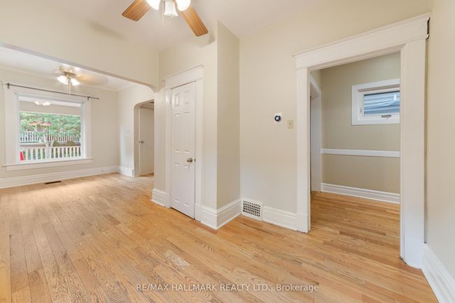 25 Norwood Terr, House other with 3 bedrooms, 3 bathrooms and null parking in Toronto ON | Image 9