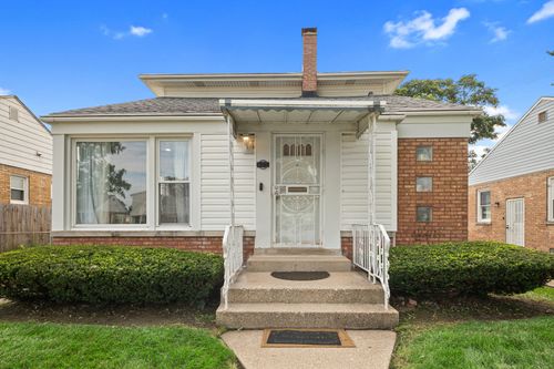 425 47th Ave, Bellwood, IL, 60104-1723 | Card Image