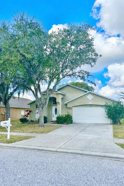 3310 Golden Eagle Dr, LAND O LAKES, FL, 34639-9546 | Card Image