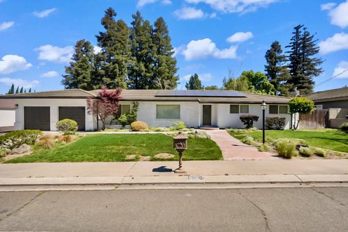 6908 Arrowwood Dr, Riverbank, CA, 95367-9651 | Card Image