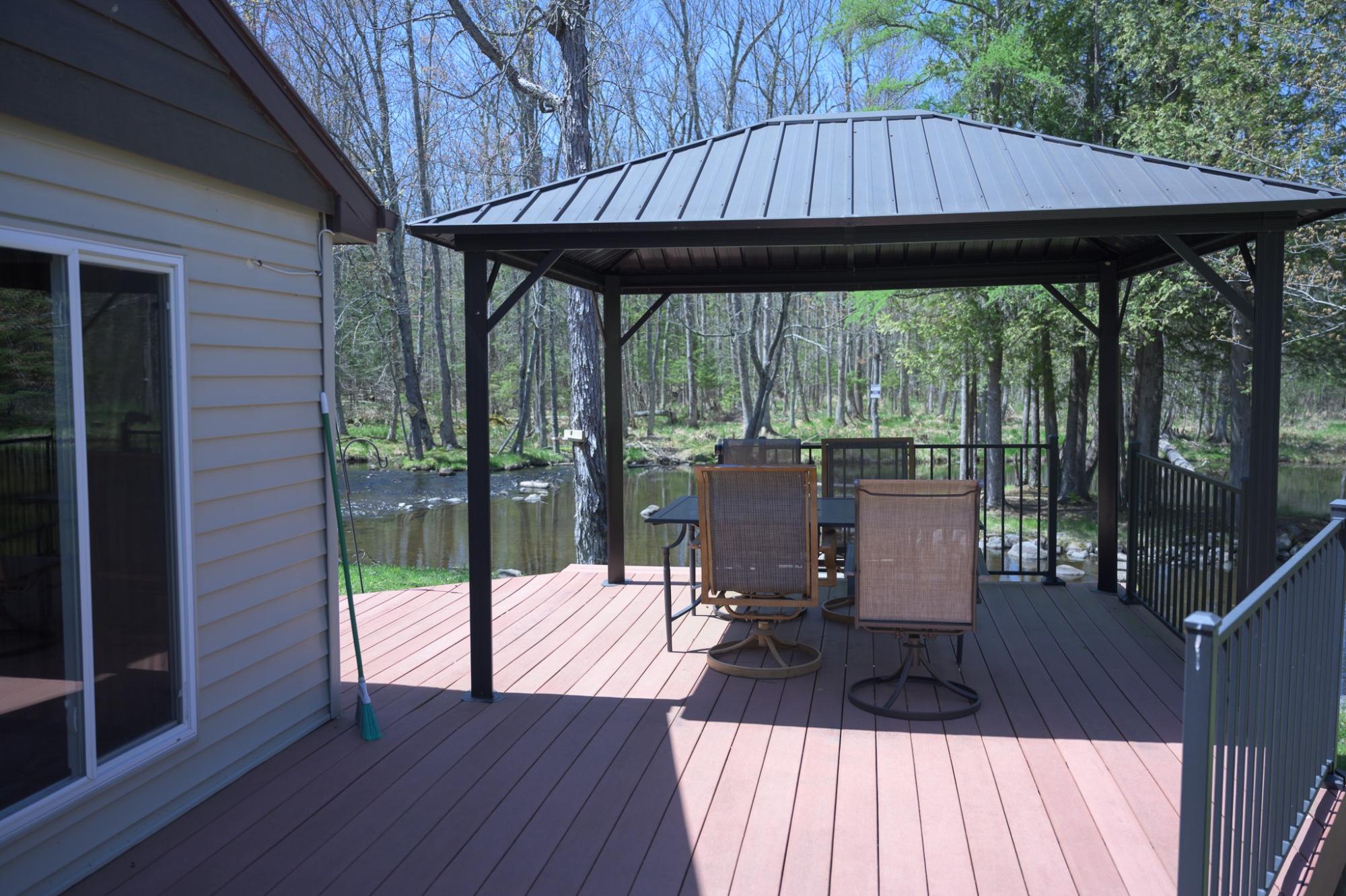 Residential in Pickerel 5