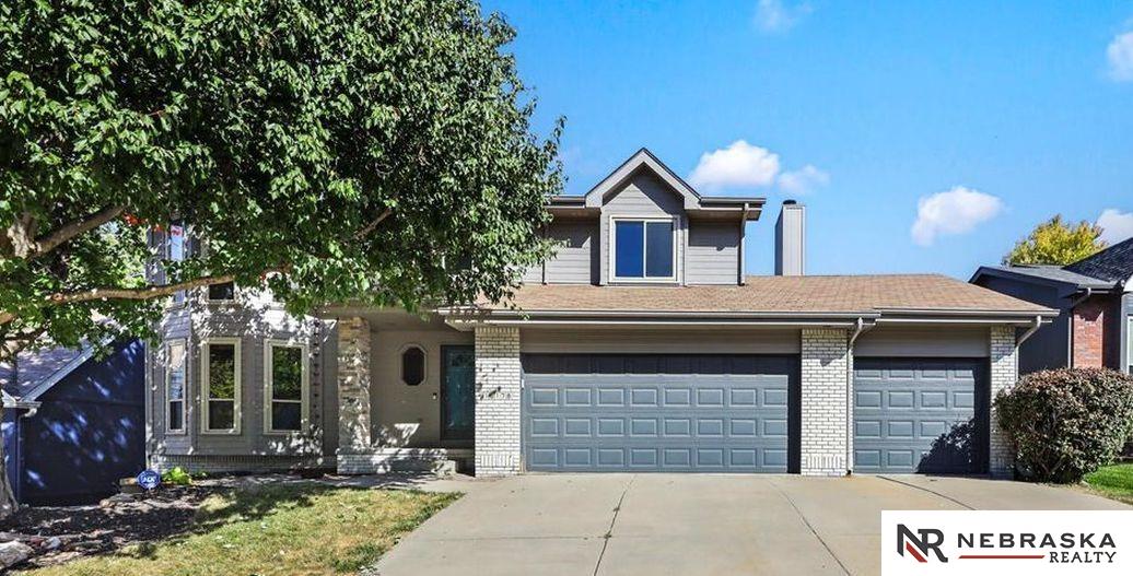 Wakeley St, Omaha, NE 68118