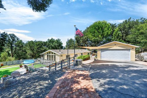 26841 Willow Ter, Cloverdale, CA, 95425-4324 | Card Image