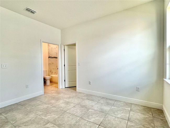 Bedroom 2 - privet suite | Image 21