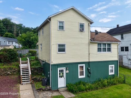 272 Vine St, Larksville, PA, 18651-2458 | Card Image