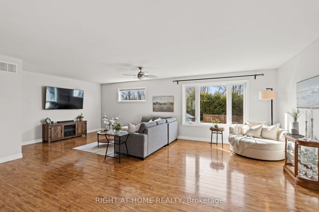 74 Vancourtland St N, House other with 3 bedrooms, 3 bathrooms and 2 parking in Arnprior ON | Image 13
