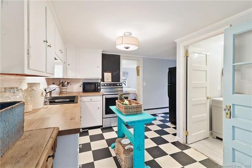 199 Route 7 S, Falls Village, CT, 06031-1604 | Card Image