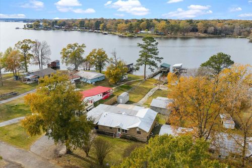 226 County Road 184, Carthage, TX, 75633-5352 | Card Image