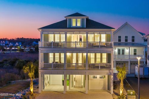 7 Grand View Dr, Ocean Isle Beach, NC, 28469-1548 | Card Image
