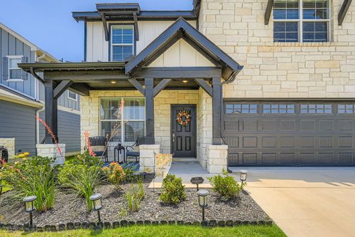 321 Georgia Lace Trl, Georgetown, TX, 78626-2706 | Card Image