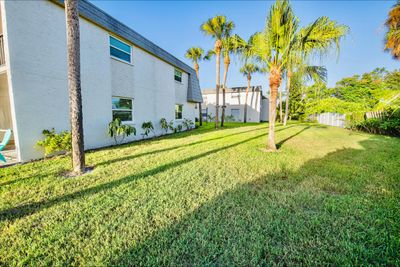 444 Blue Jay Lane, Condo with 2 bedrooms, 2 bathrooms and null parking in Satellite Beach FL | Image 3