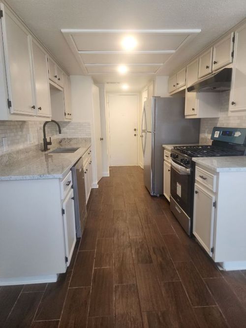 b-6905 Argonne Forest Cv, Austin, TX, 78759-2202 | Card Image