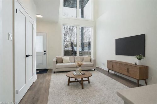 b-151 Richardson St, Rockwood, ON, N0B2K0 | Card Image