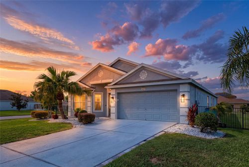 7619 Crescent Palm Dr, WESLEY CHAPEL, FL, 33545-4263 | Card Image