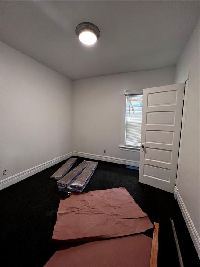 22 Dean Pl, Home with 6 bedrooms, 2 bathrooms and null parking in Poughkeepsie NY | Image 4