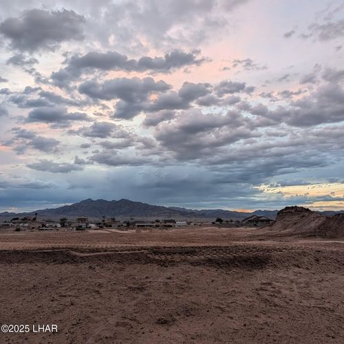 1084 Riverside Dr, Lake Havasu City, AZ, 86404-8534 | Card Image