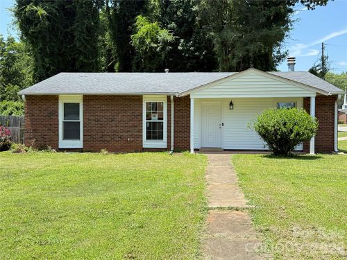 3523 Spring Terrace Ln, Charlotte, NC, 28269-4464 | Card Image