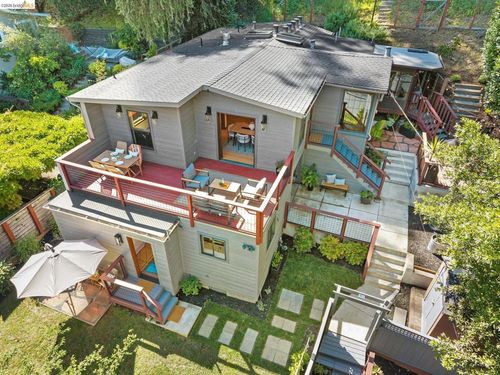 5504 Merriewood Dr, Oakland, CA, 94611-2133 | Card Image