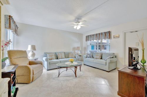 256-224 Hibiscus Ave, Lauderdale By The Sea, FL, 33308 | Card Image