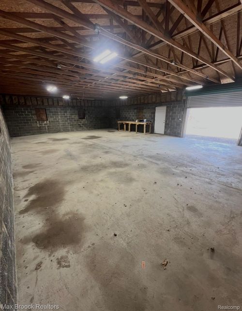 3413 Dove Rd, Port Huron, MI, 48060-4765 | Card Image