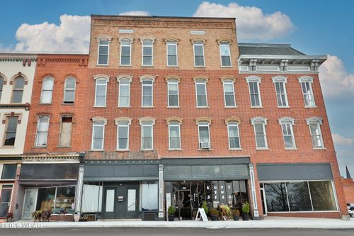 100-104 W Columbus Street, Kenton, OH, 43326 | Card Image